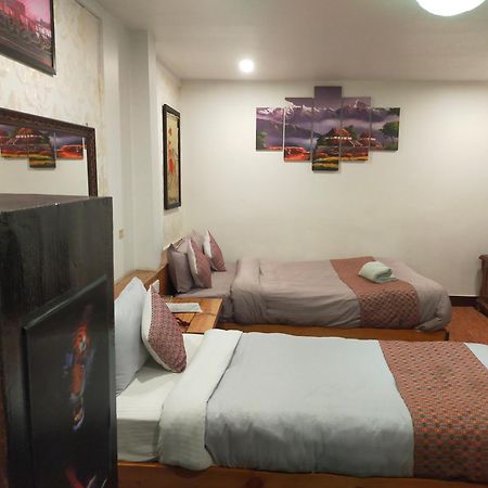 Hotel Shree Tara Kathmandu Buitenkant foto