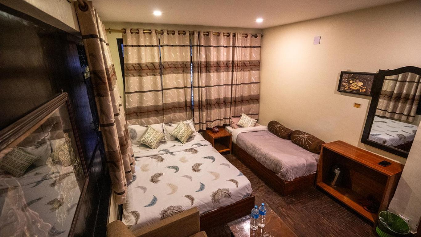 Hotel Shree Tara Kathmandu Buitenkant foto