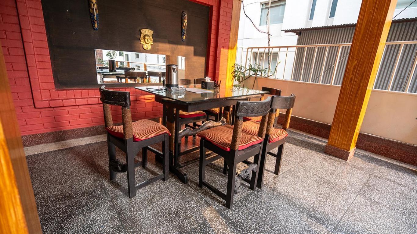 Hotel Shree Tara Kathmandu Buitenkant foto